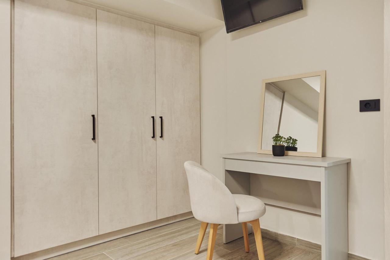 Galadriel Apartments Kato Yerakarion Exterior foto